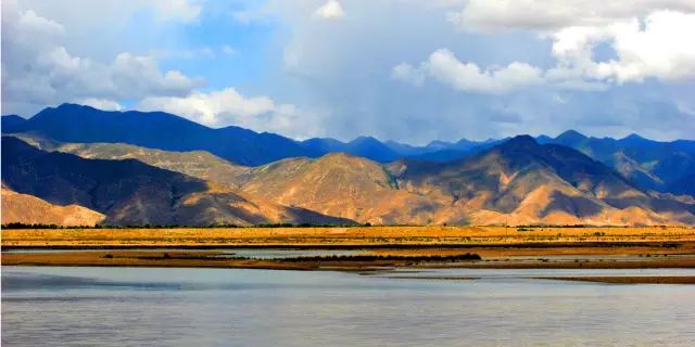 西藏,世界屋脊的璀璨明珠